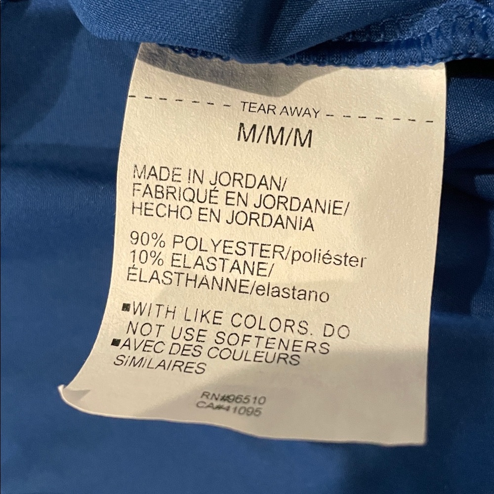 NWT Under Armour Women's Motion Blue Short Sleeve Loose Fit T-Shirt Size Medium - Picture 9 of 9
